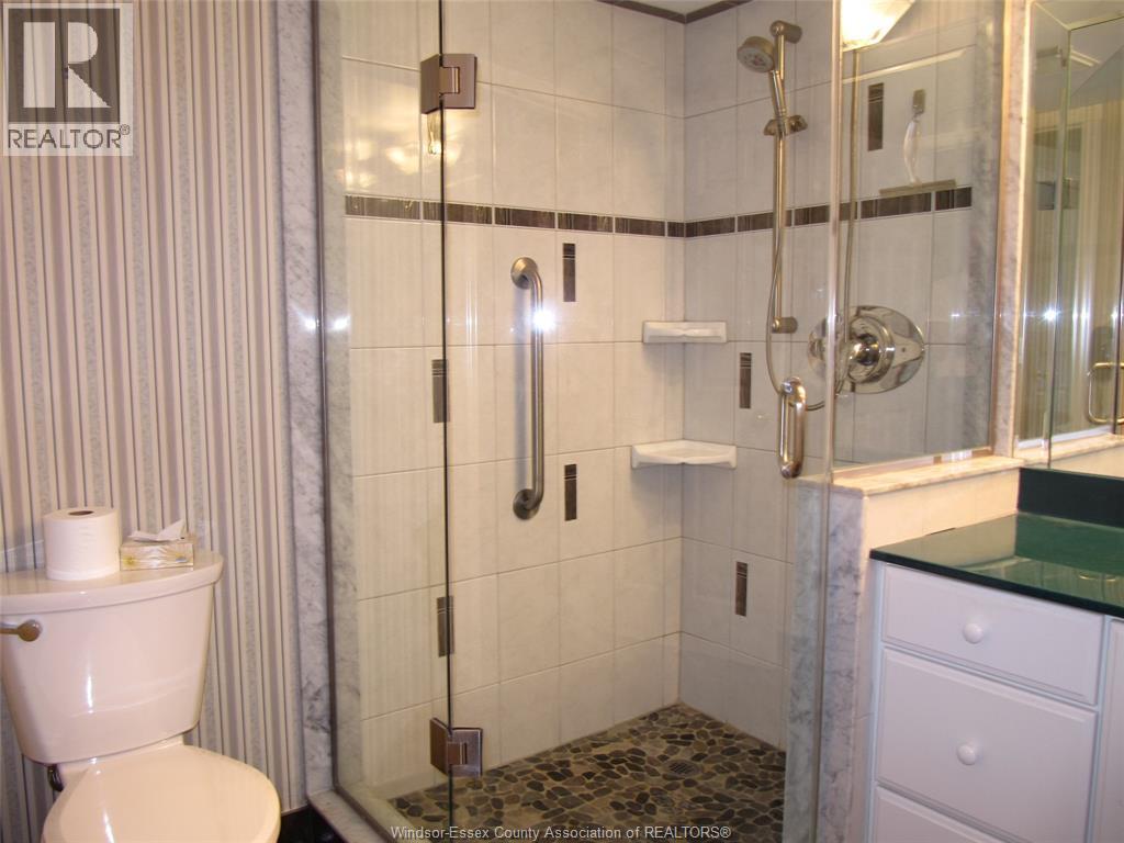 #213 310 VILLAGE GROVE DRIVE - Image 14