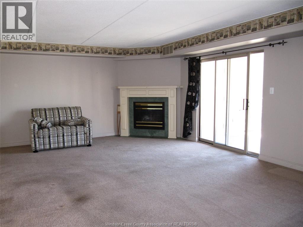 #213 310 VILLAGE GROVE DRIVE - Image 4