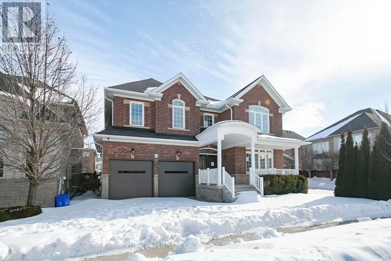 35 MORLAND CRESCENT - 3