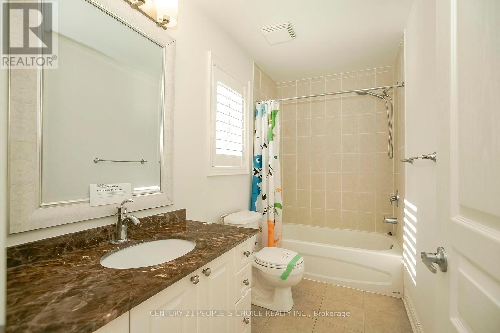 35 MORLAND CRESCENT - 35