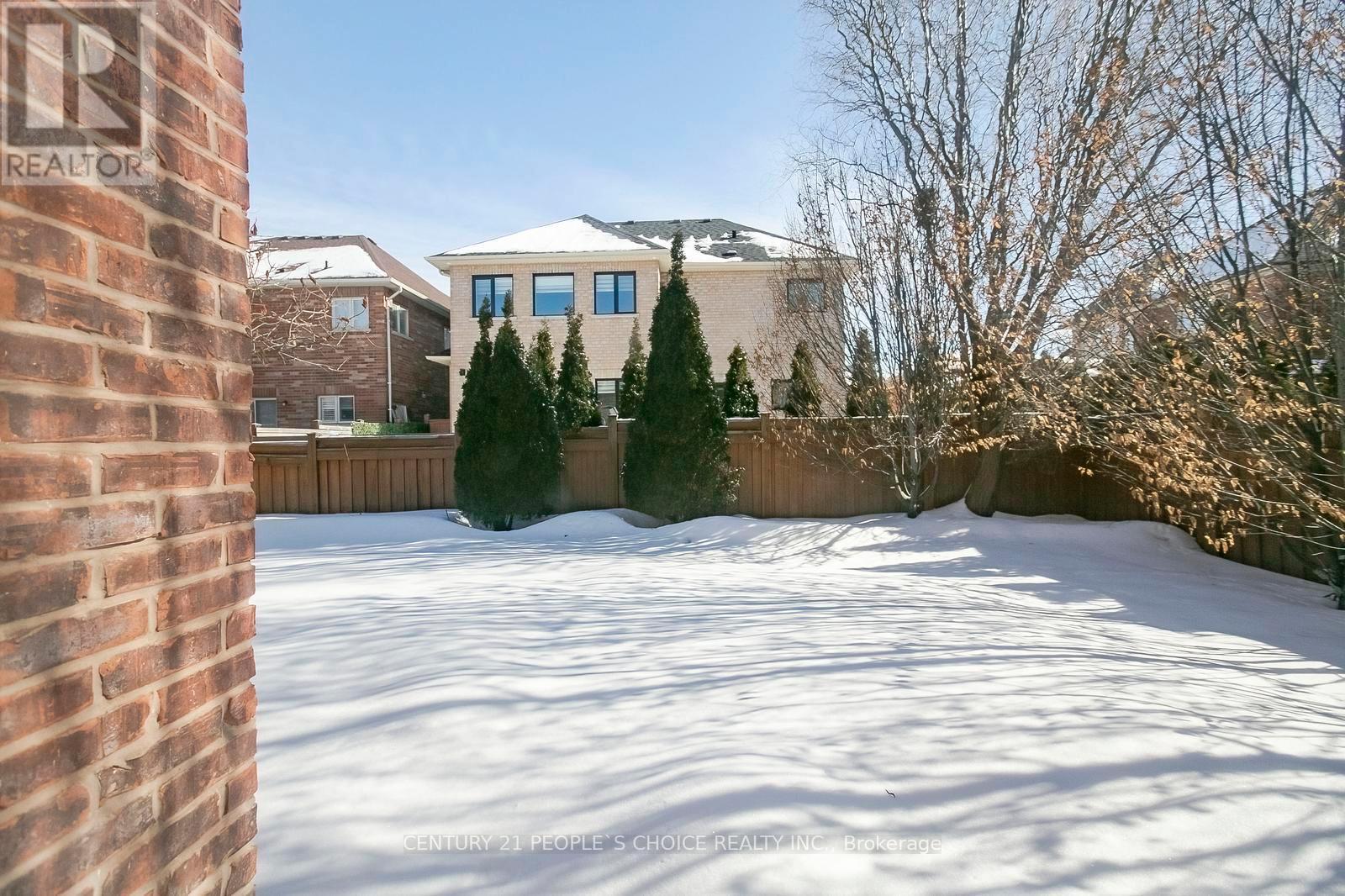 35 MORLAND CRESCENT - 45