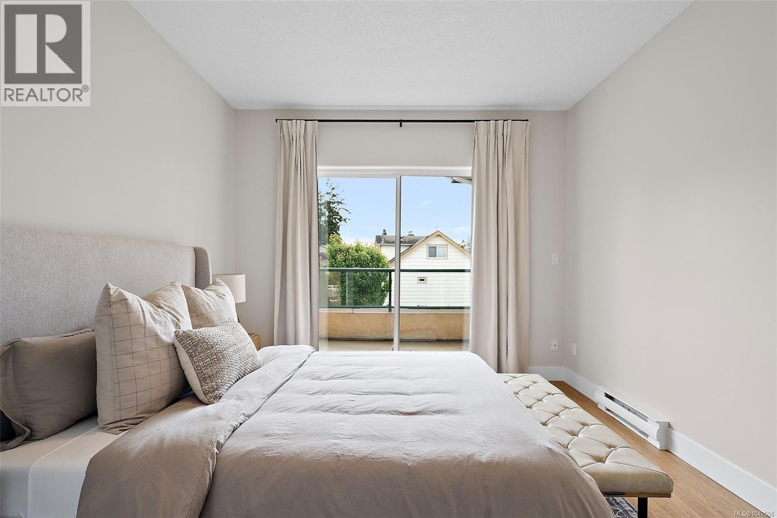 #13 2235 Harbour Rd - 13