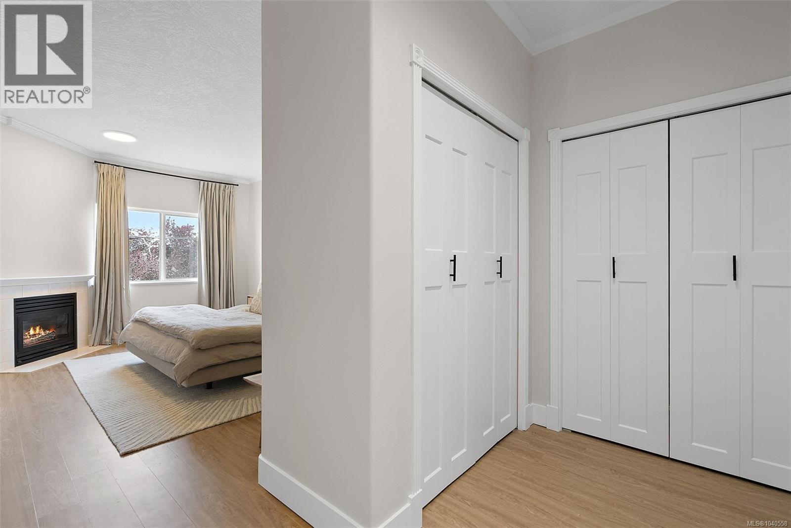 #13 2235 Harbour Rd - 16