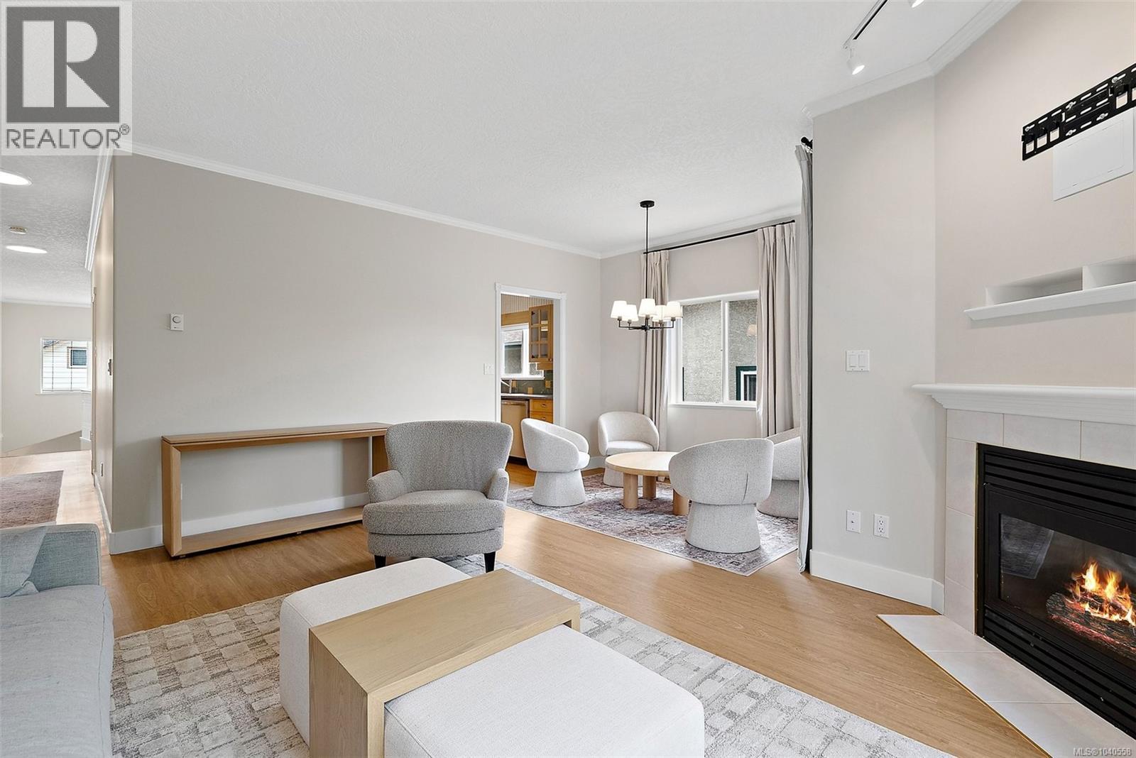 #13 2235 Harbour Rd - 8