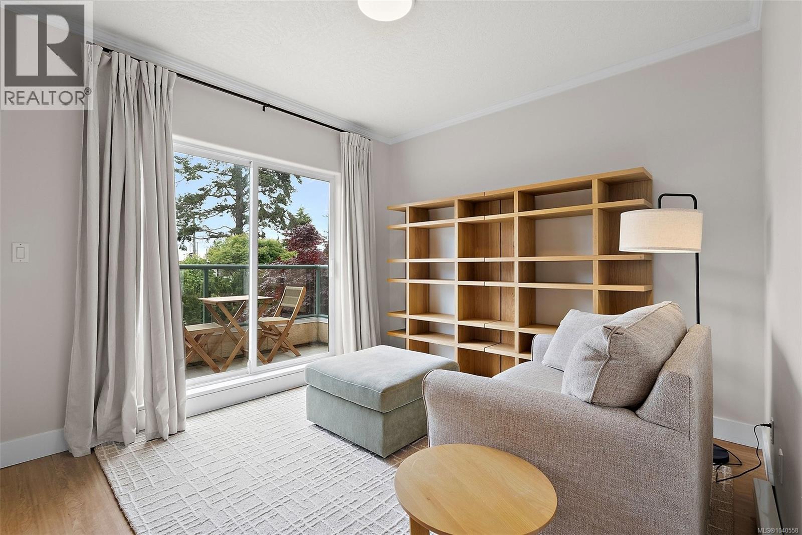 #13 2235 Harbour Rd - 9