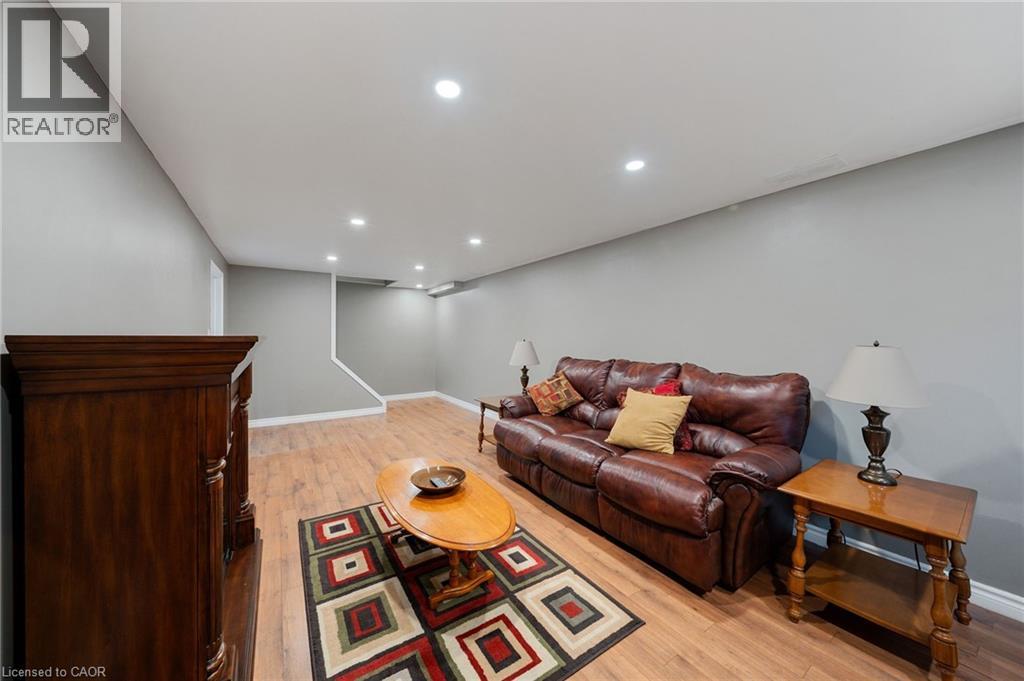 4-bedroom home for sale at 39 HOLDEN Avenue, Simcoe ON · photo 34 of 43