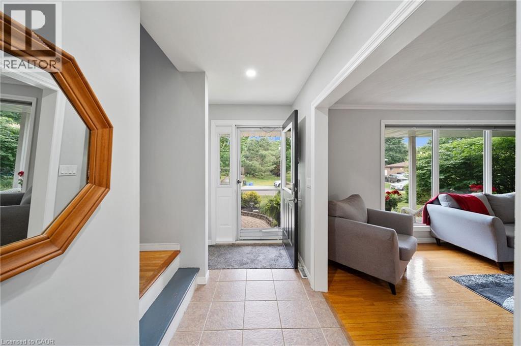 4-bedroom home for sale at 39 HOLDEN Avenue, Simcoe ON · photo 9 of 43