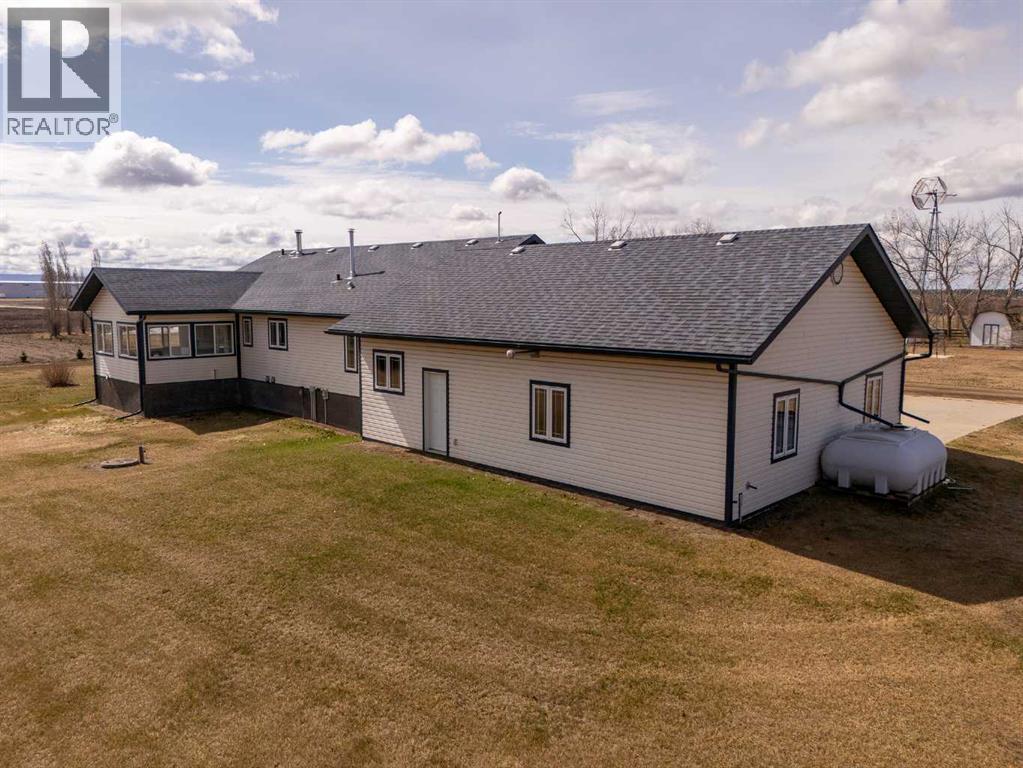 105502 Range Road 151A - photo 5