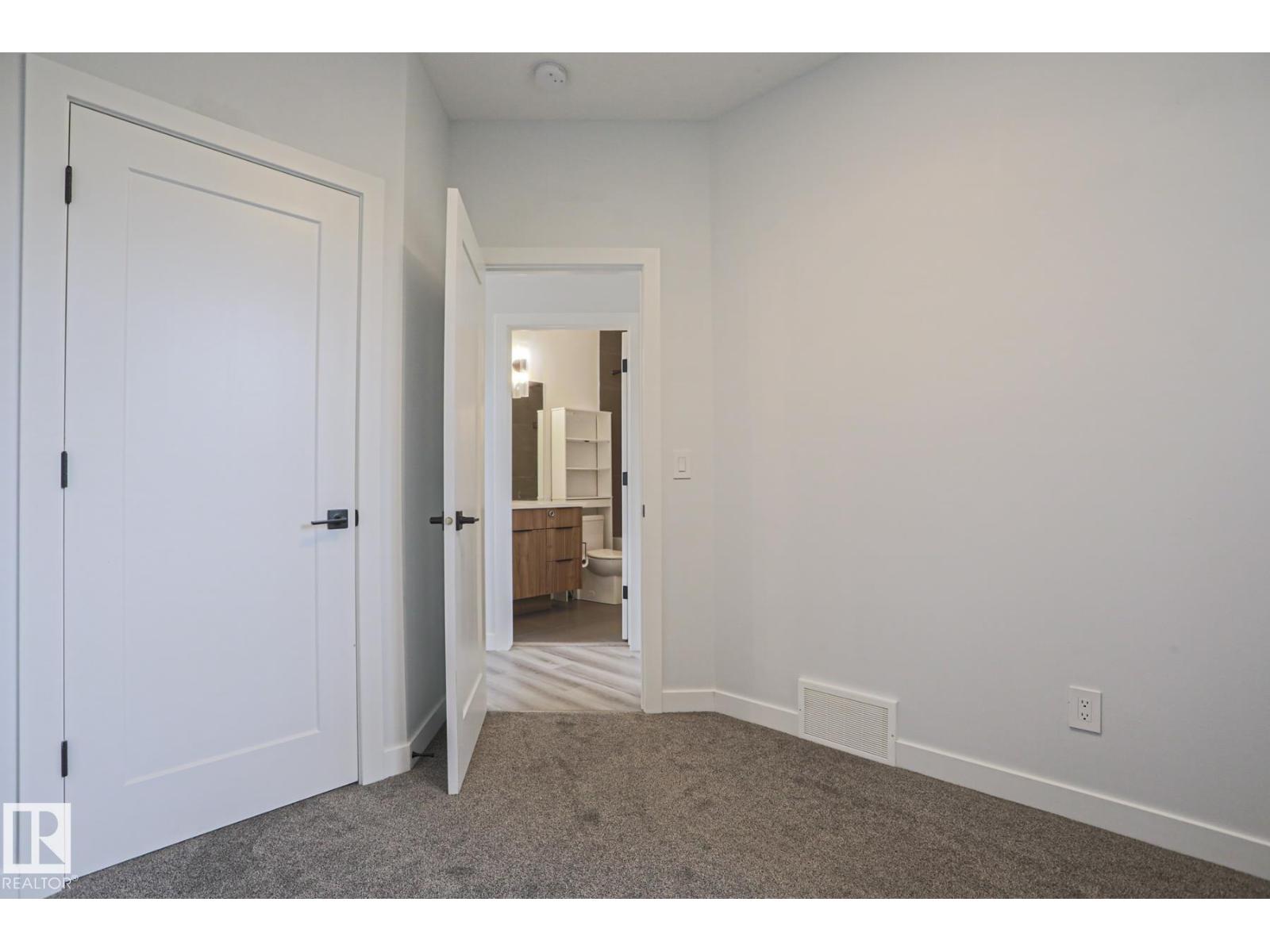 10628 81 ST NW NW - 33