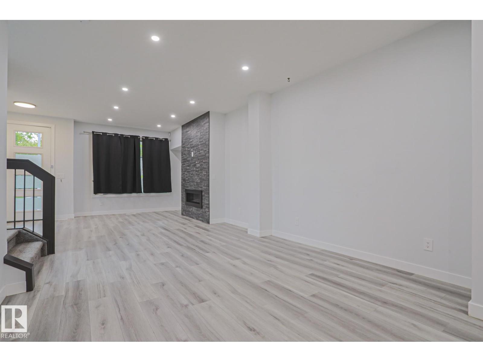 10628 81 ST NW NW - 5