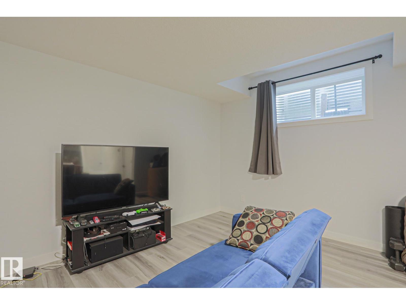 10628 81 ST NW NW - 48