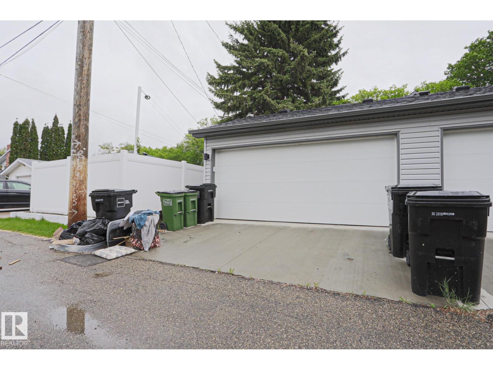 10628 81 ST NW NW - 63