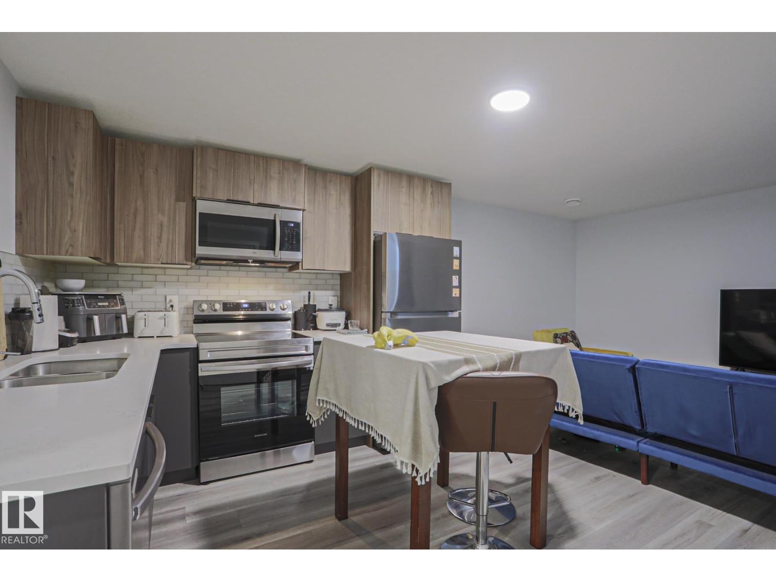 10628 81 ST NW NW - 50
