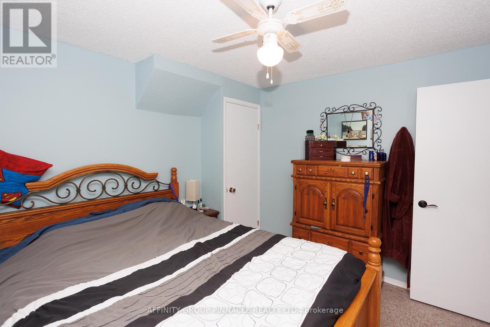 7 HAWK STREET - 23