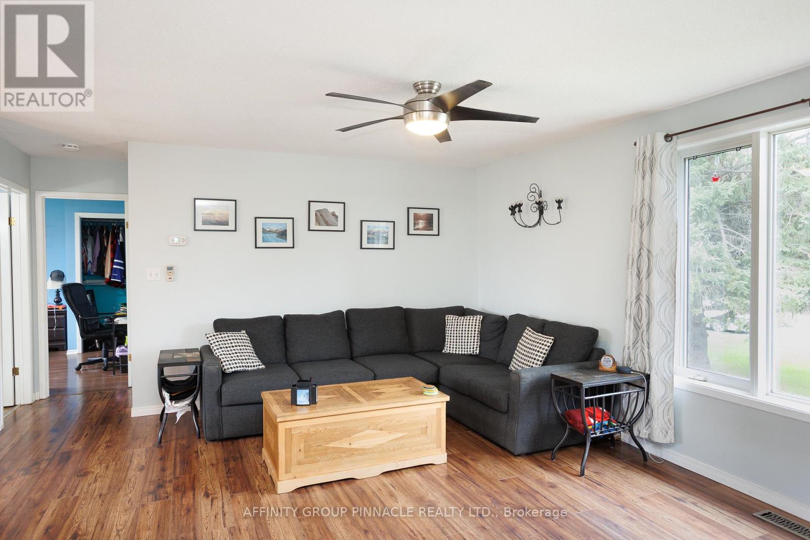 7 HAWK STREET - 7