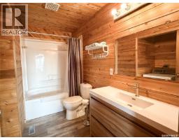 114 2nd Avenue, Loon Lake, SK S0M0C1 Photo 13