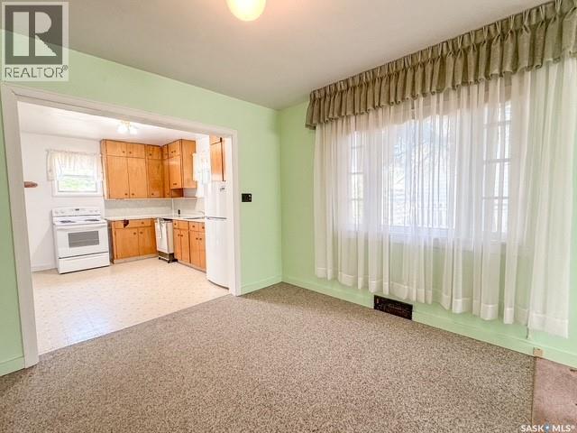 221 4th AVENUE NE - photo 5