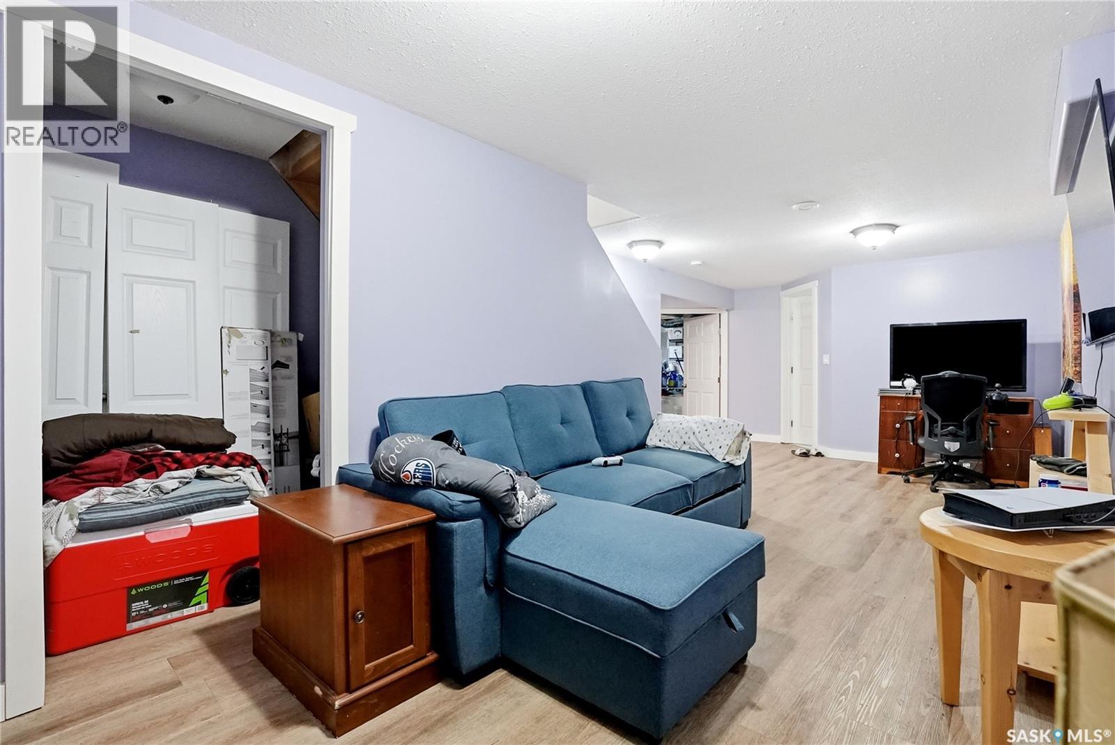 84 Byers CRESCENT — photo 30