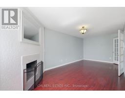 Eating area - 31 Castlehill Road, Brampton, ON L6X4E3 Photo 9