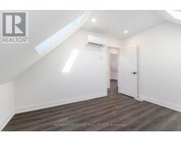 G-suite - 16 Little Boulevard, Toronto, ON M6E4N2 Photo 27