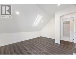 G-suite - 16 Little Boulevard, Toronto, ON M6E4N2 Photo 29