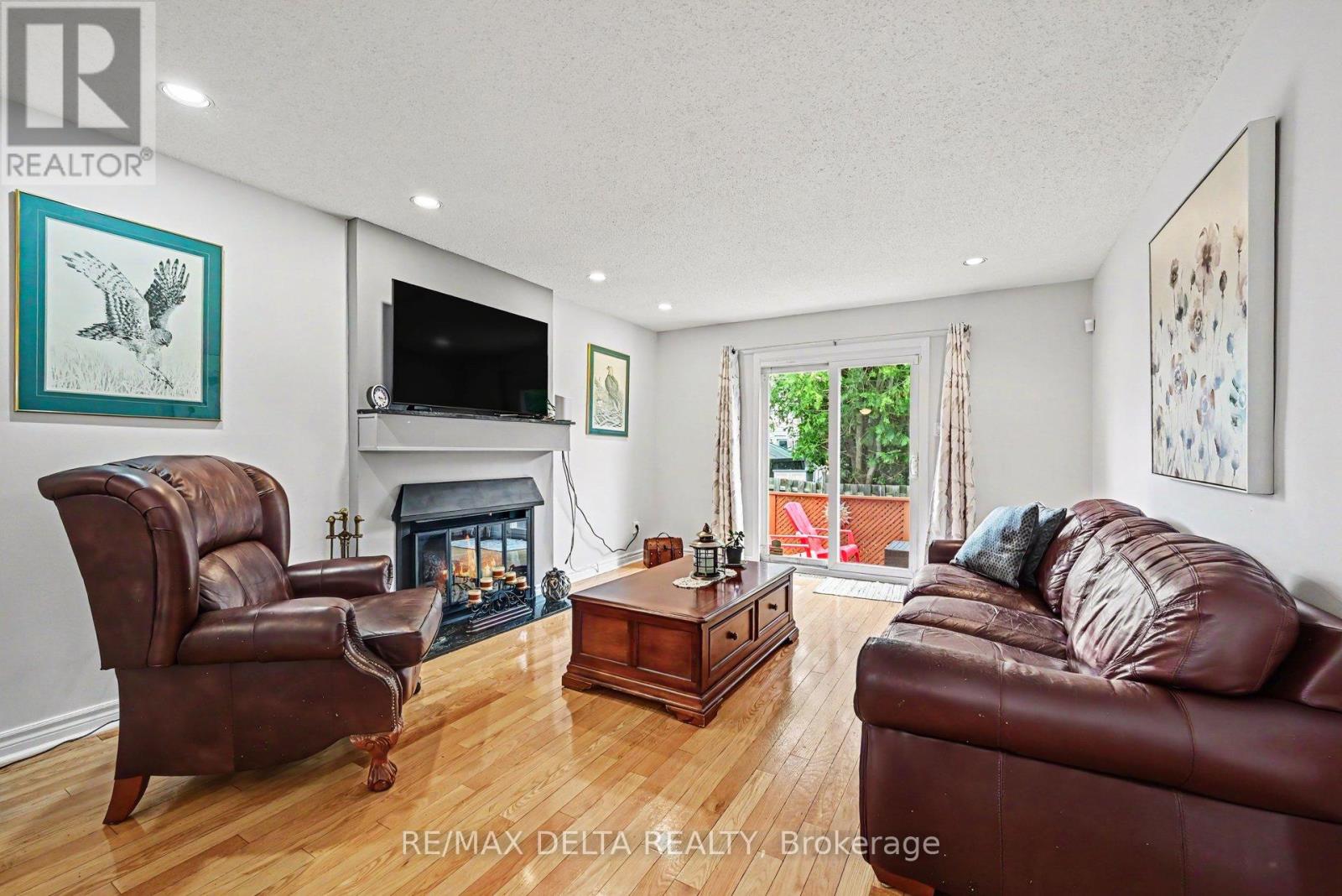 4 Bed, 3 Bath House for Sale in Ottawa – 1462 LAURIN CRESCENT, Ottawa – MLS# X13451194 - Image 12