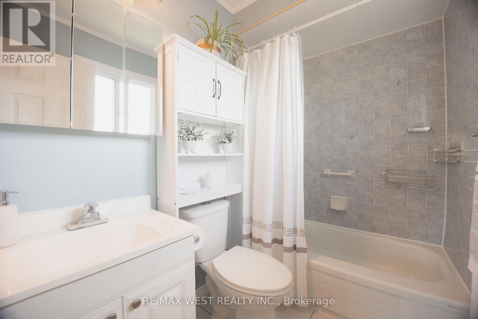 14 SOUCH COURT - 22