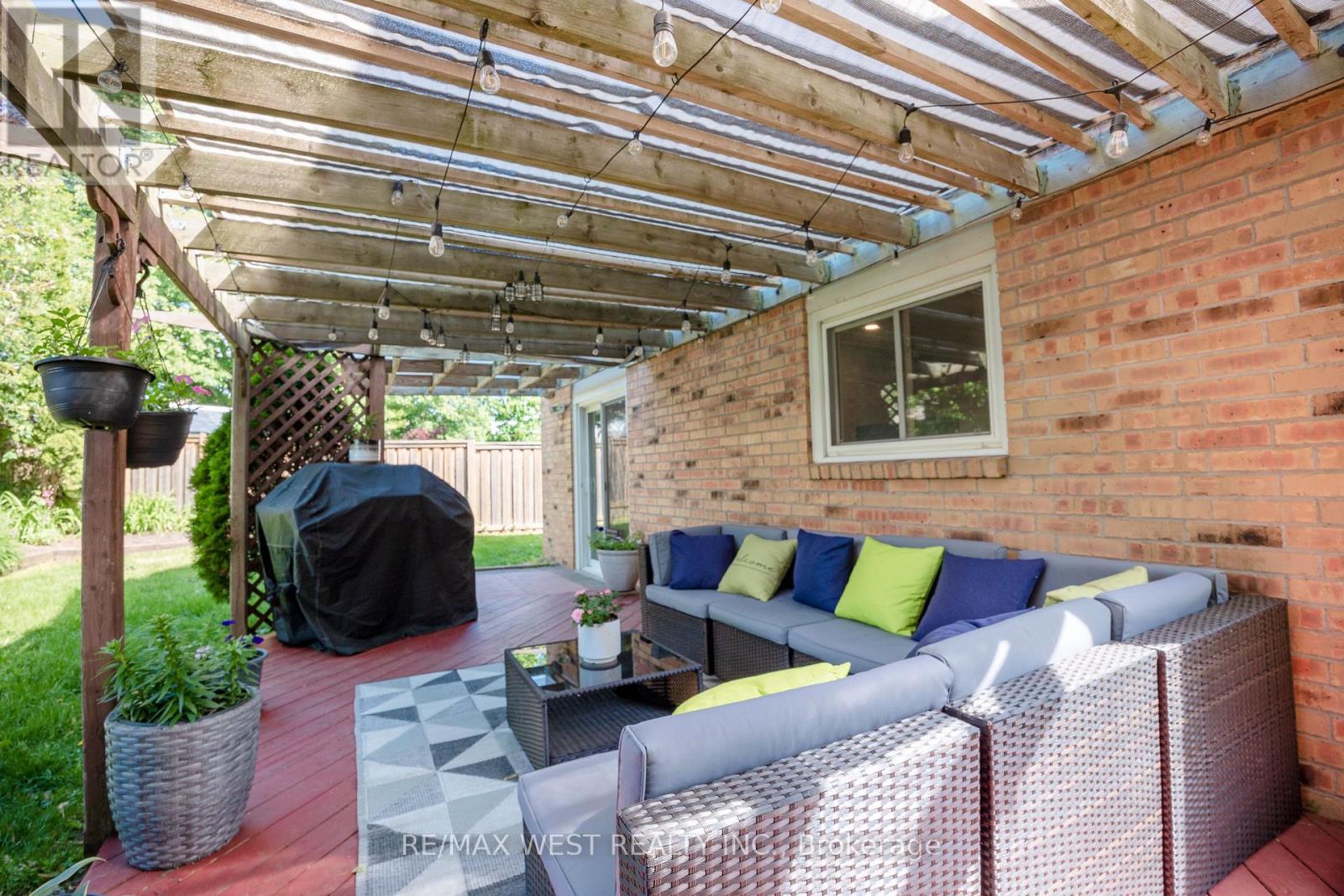 14 SOUCH COURT - 34