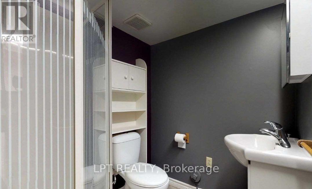 7 CHAMPLAIN BOULEVARD - 7