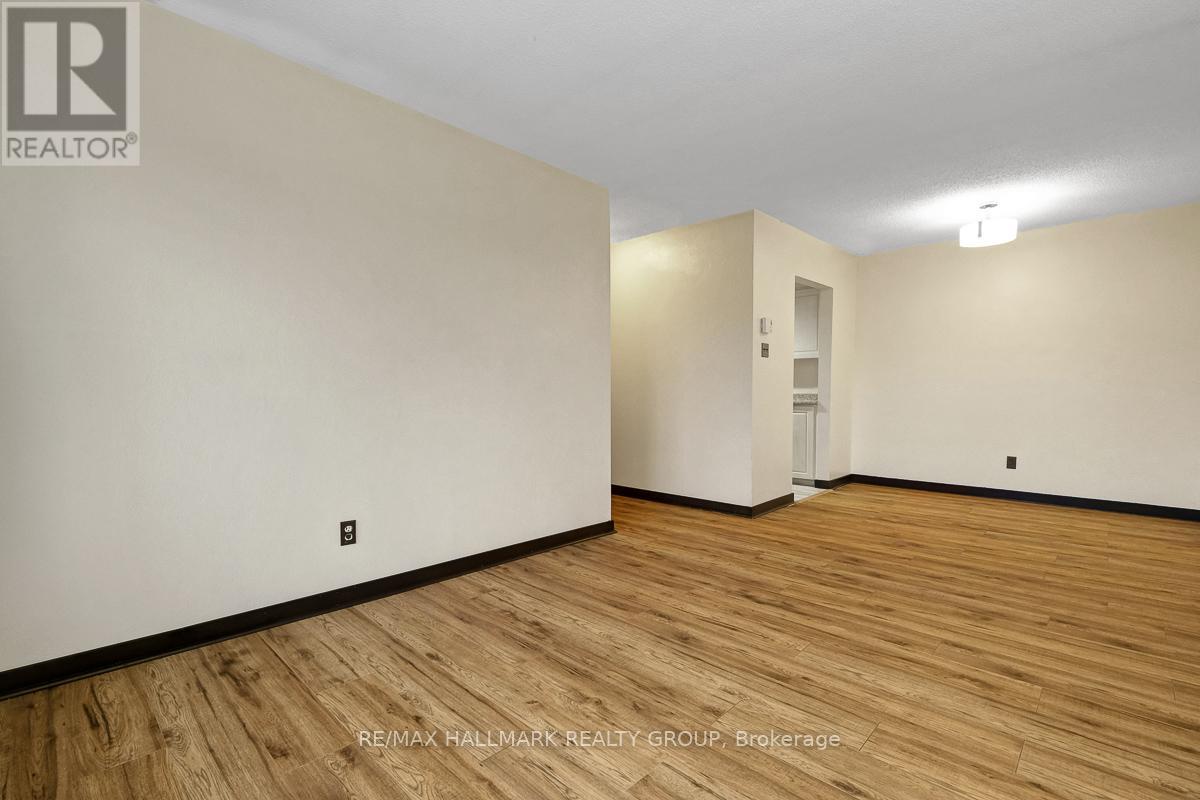 #401C 2041 ARROWSMITH DRIVE - 7