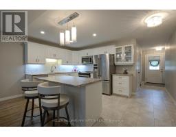 51 Devon Drive, South Huron, ON N0M1S3 Photo 10