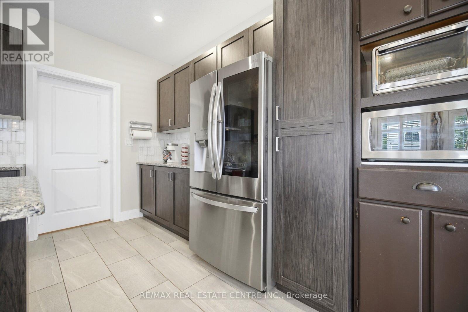 127 MONARCH WOODS DRIVE - 10