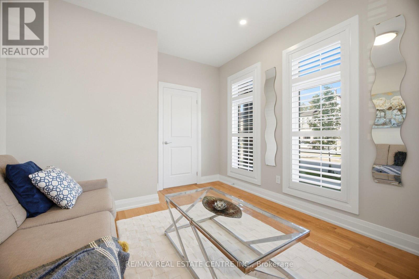 127 MONARCH WOODS DRIVE - 16