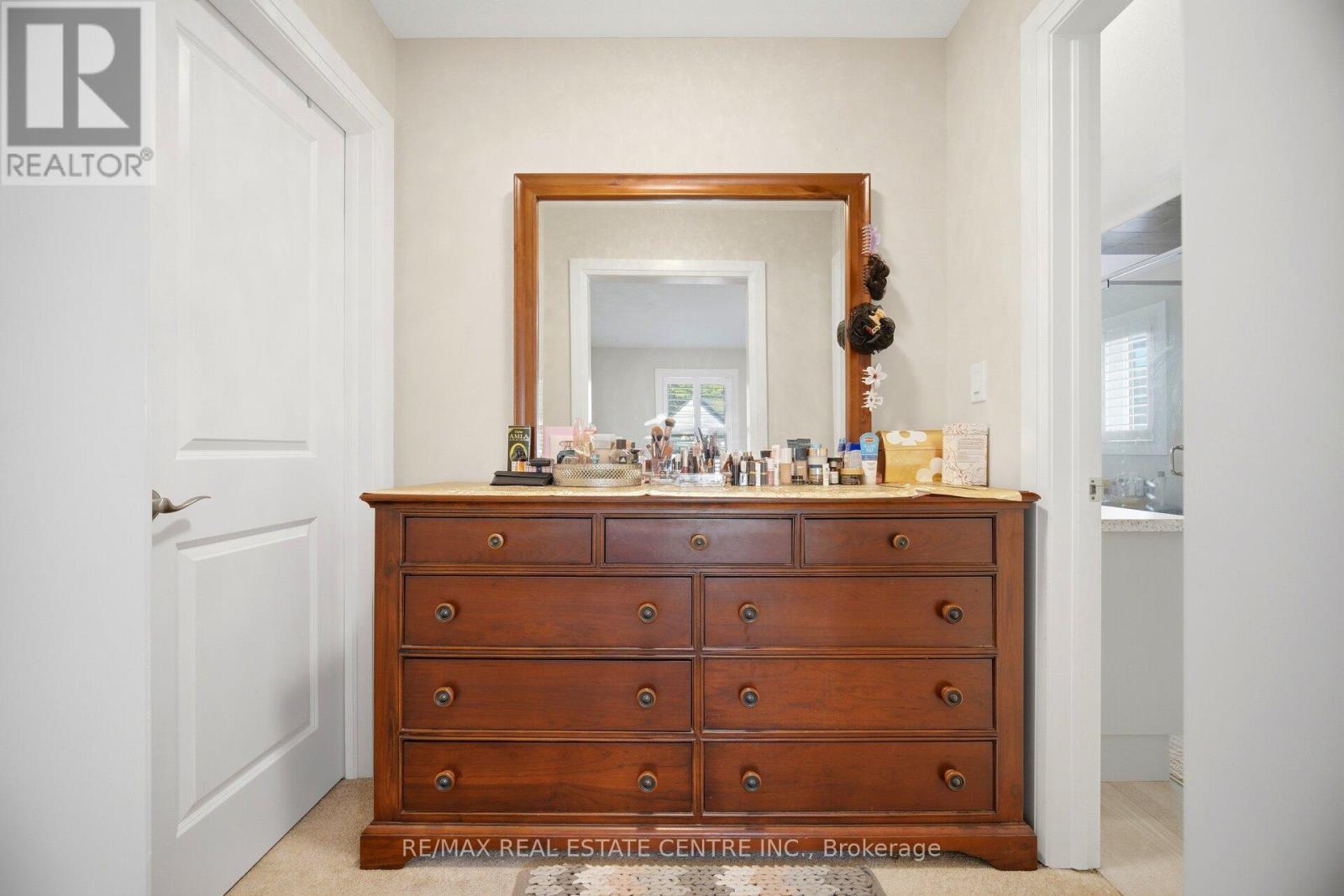 127 MONARCH WOODS DRIVE - 23