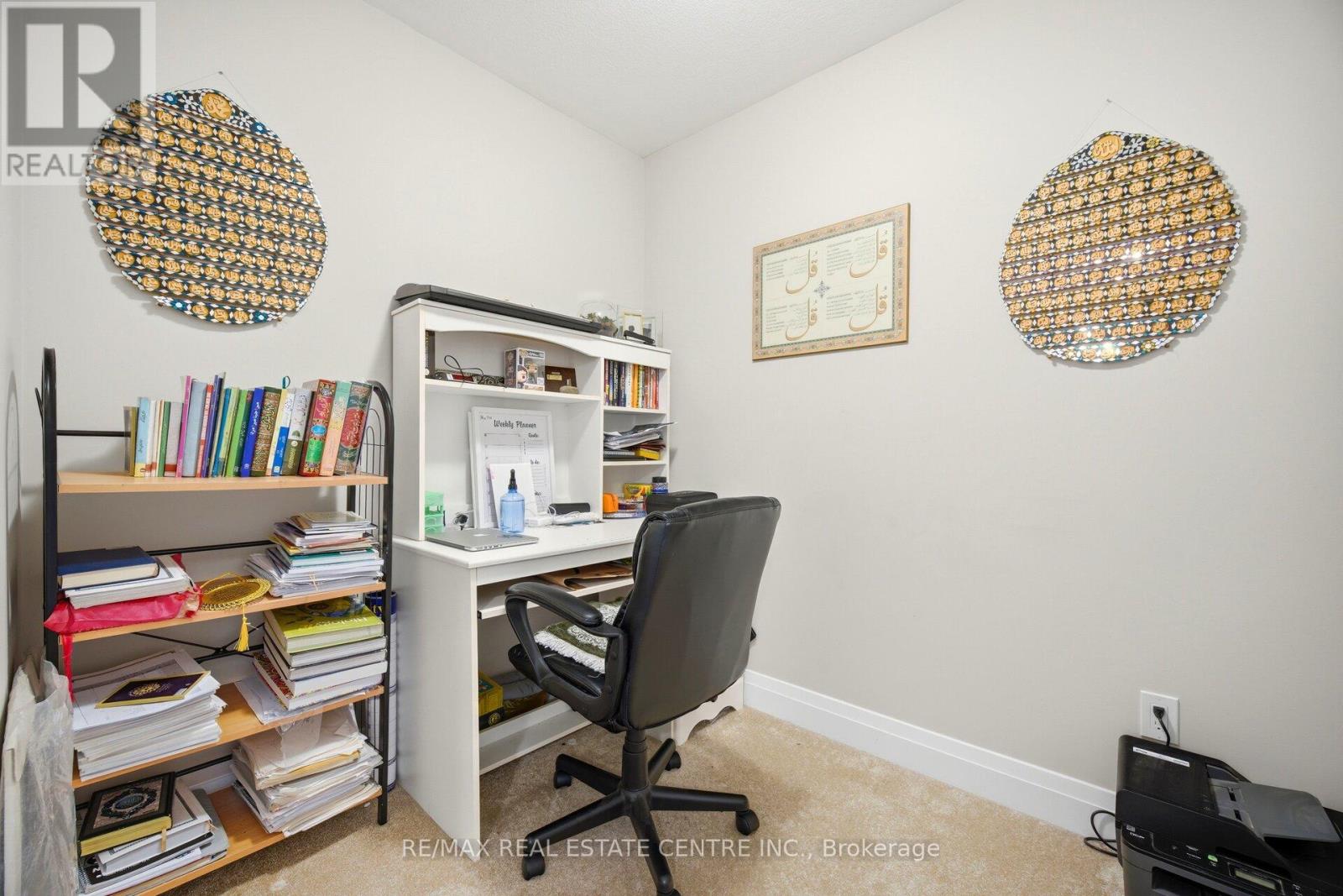 127 MONARCH WOODS DRIVE - 33