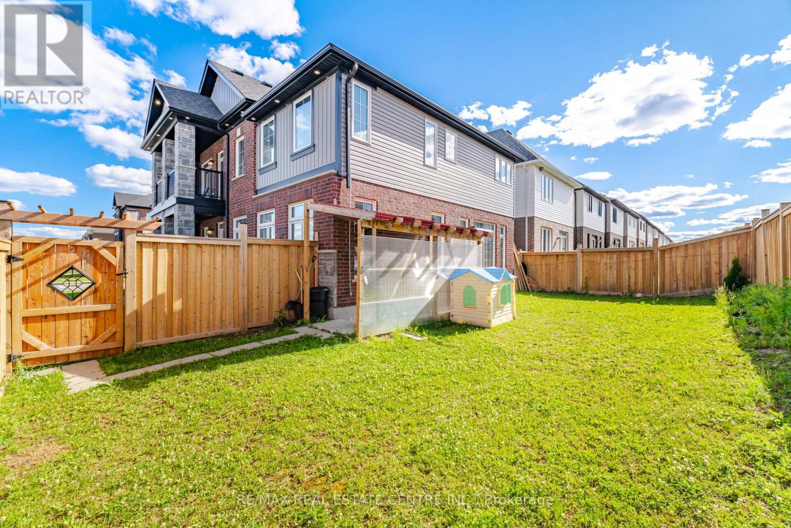 127 MONARCH WOODS DRIVE - 48