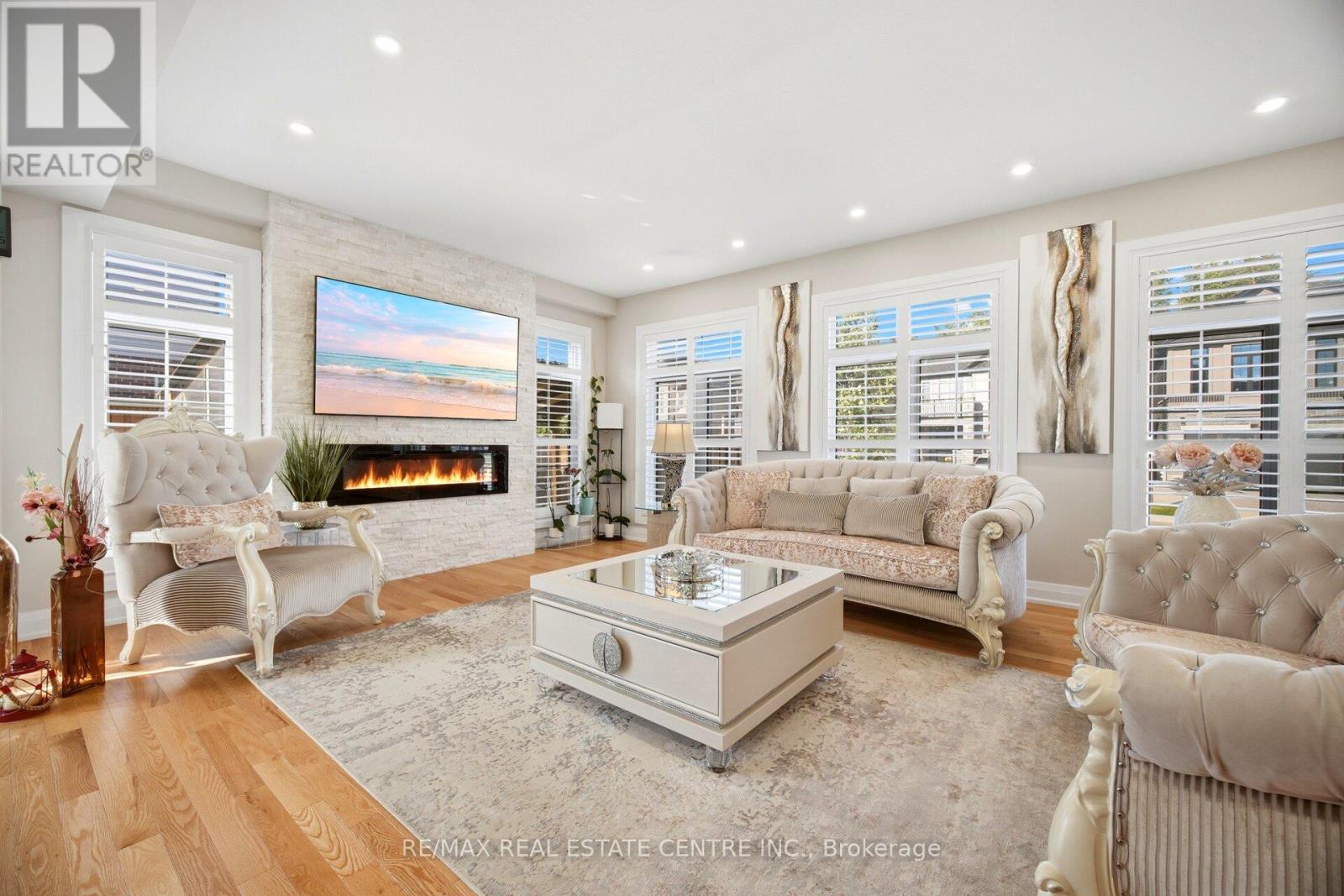 127 MONARCH WOODS DRIVE - 6