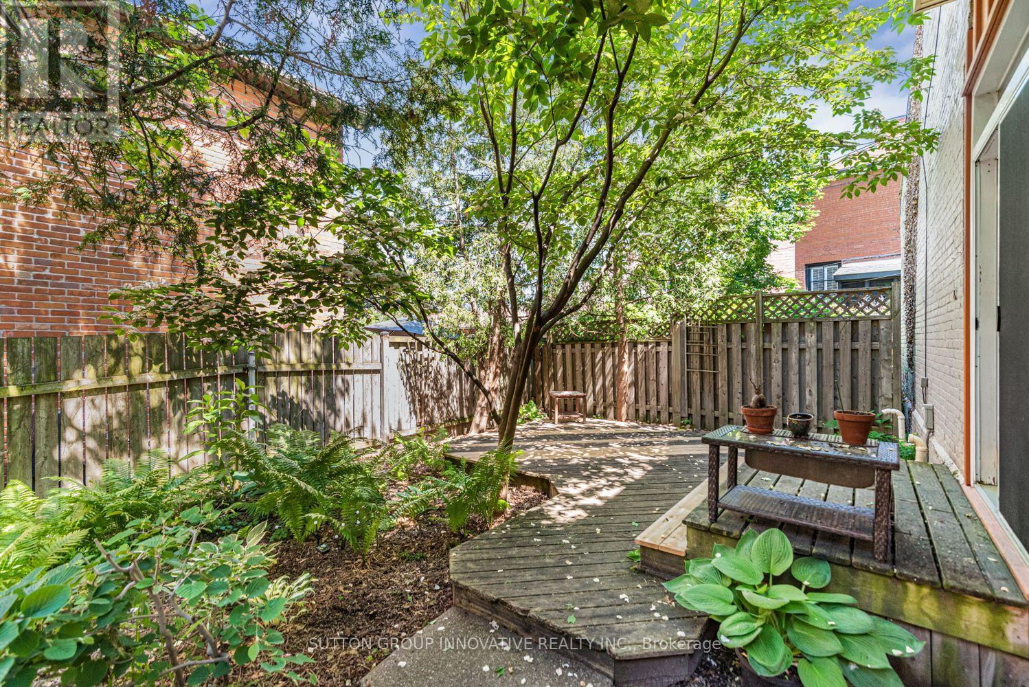 18 PEARL STREET S - 31