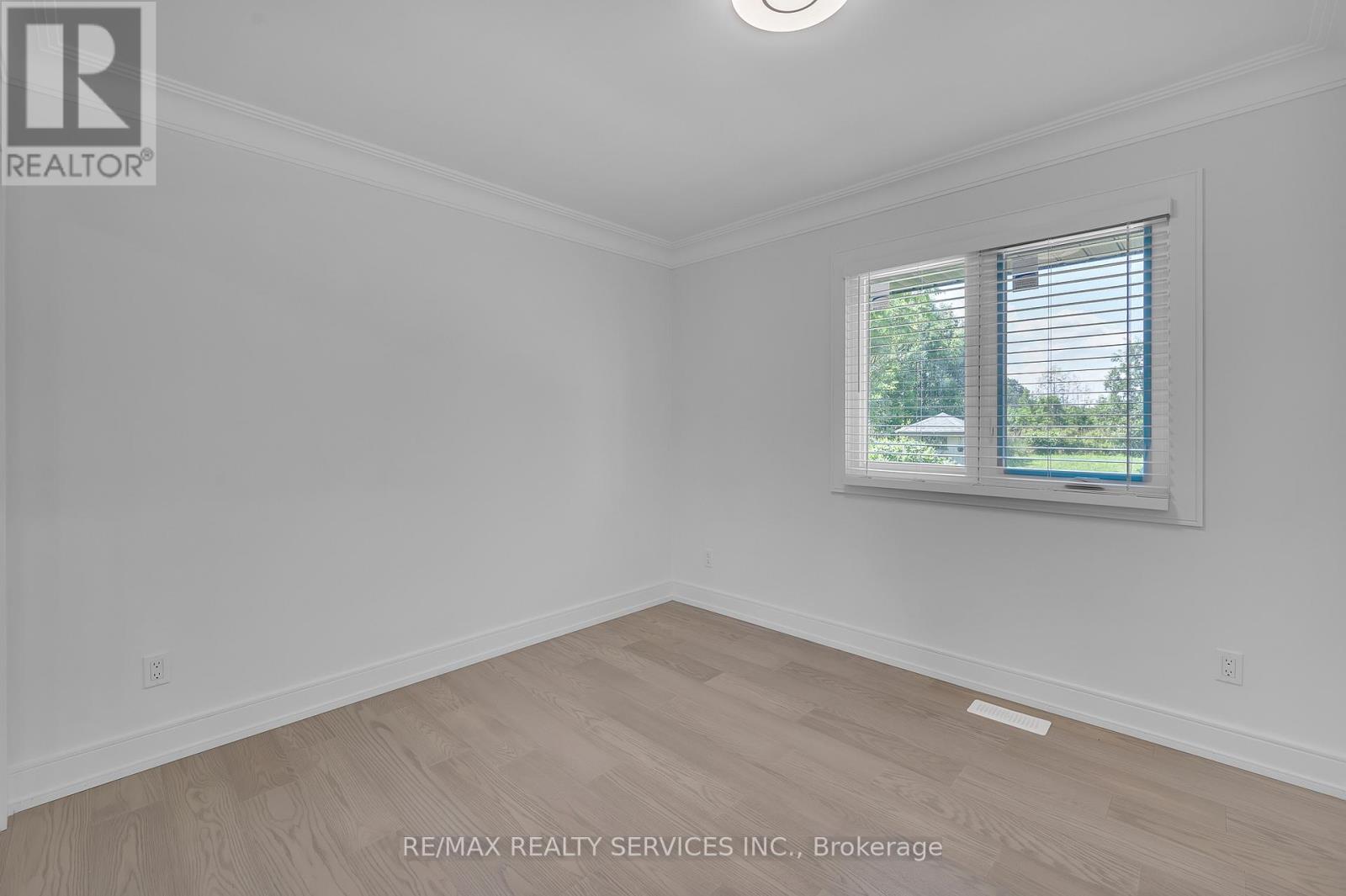 326 MOUNTAIN ROAD - 12