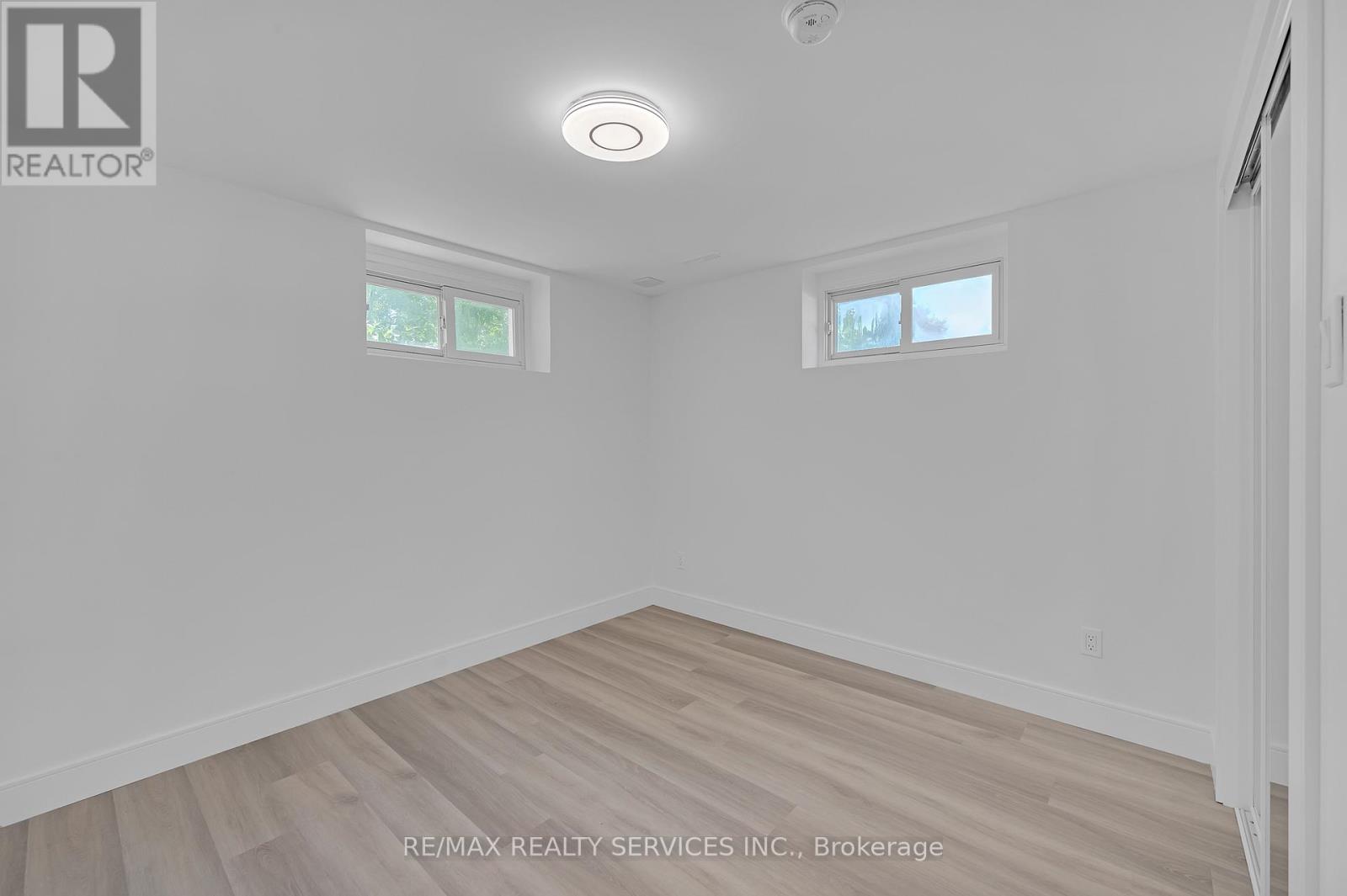 326 MOUNTAIN ROAD - 26