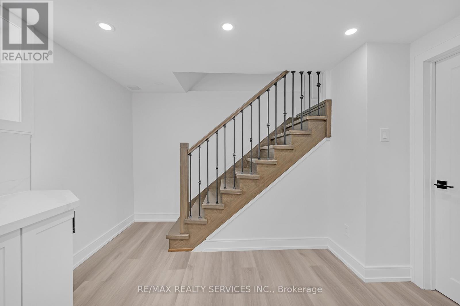 326 MOUNTAIN ROAD - 31