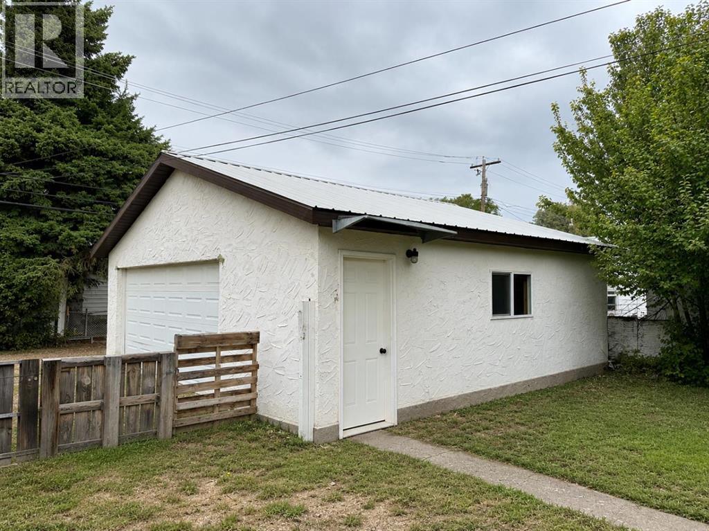 816 15 Street — photo 17