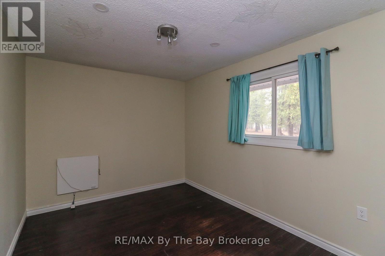 54 HOMEWOOD AVENUE - 29