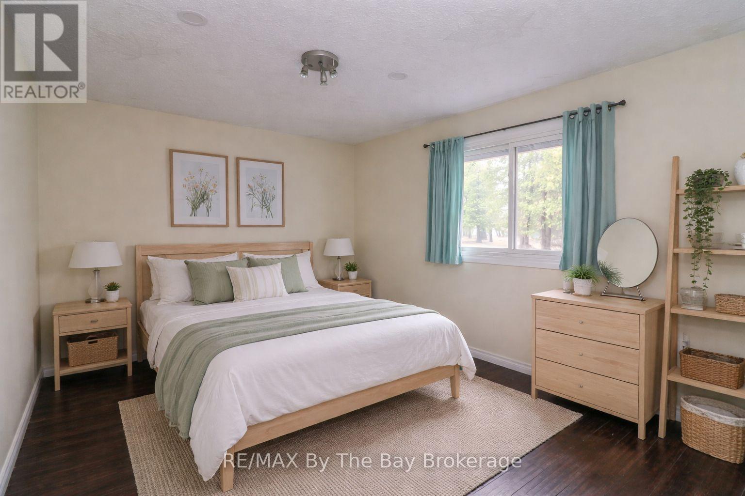 54 HOMEWOOD AVENUE - 30