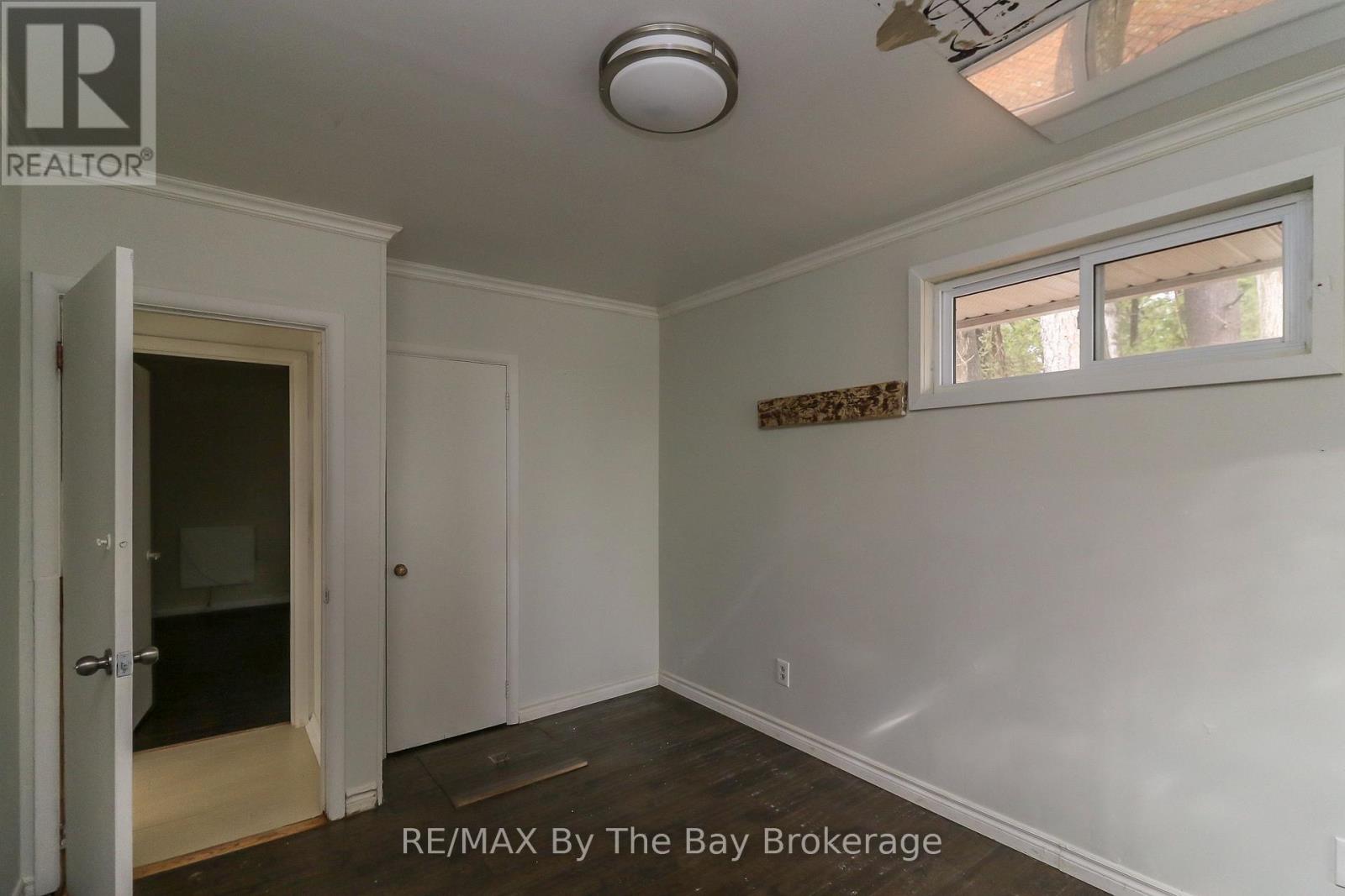 54 HOMEWOOD AVENUE - 31