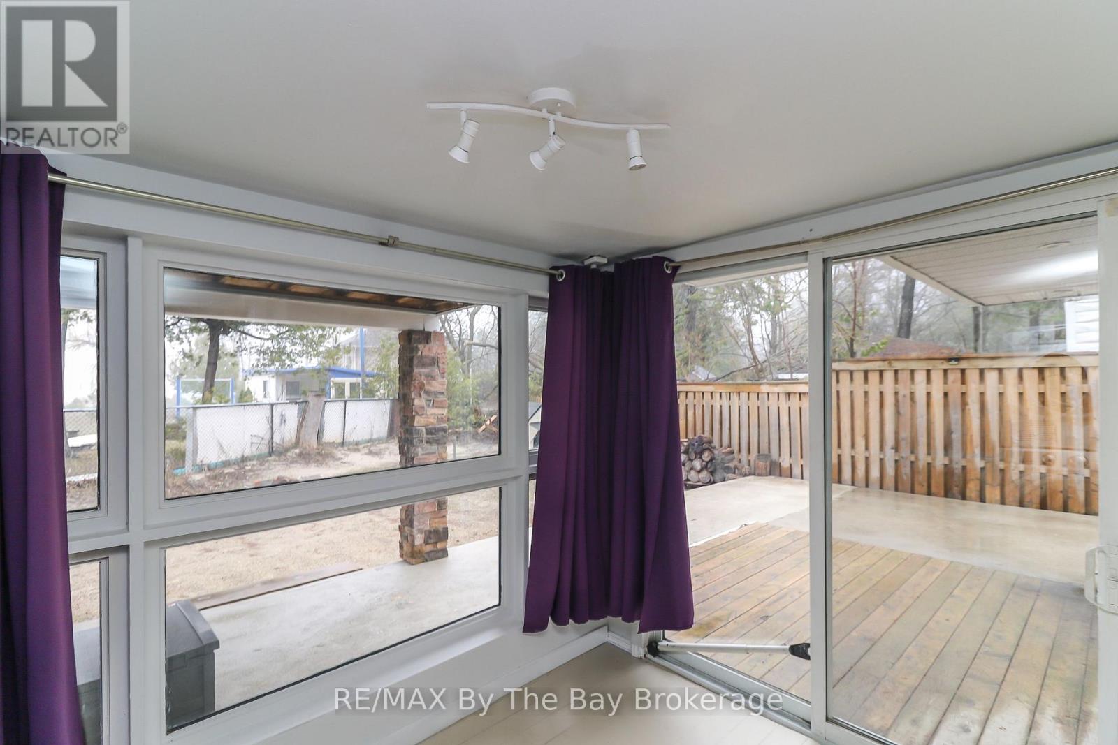 54 HOMEWOOD AVENUE - 35