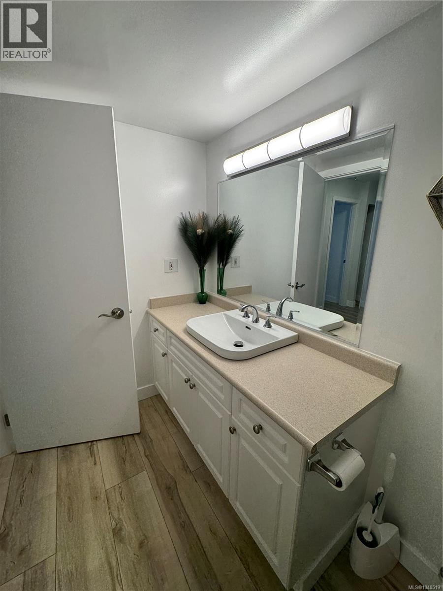 #109 3251 Cowichan Lake Rd - 14