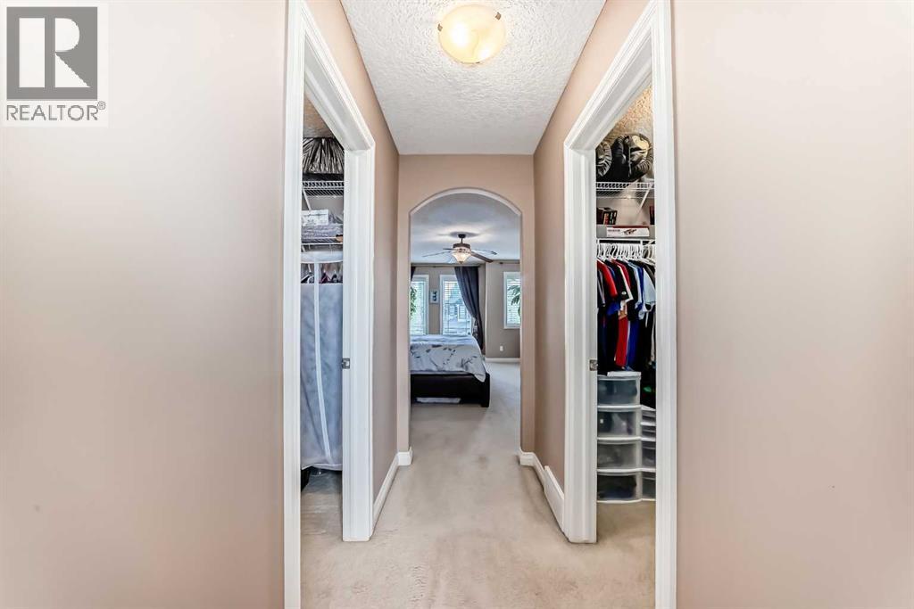 Double closets!!