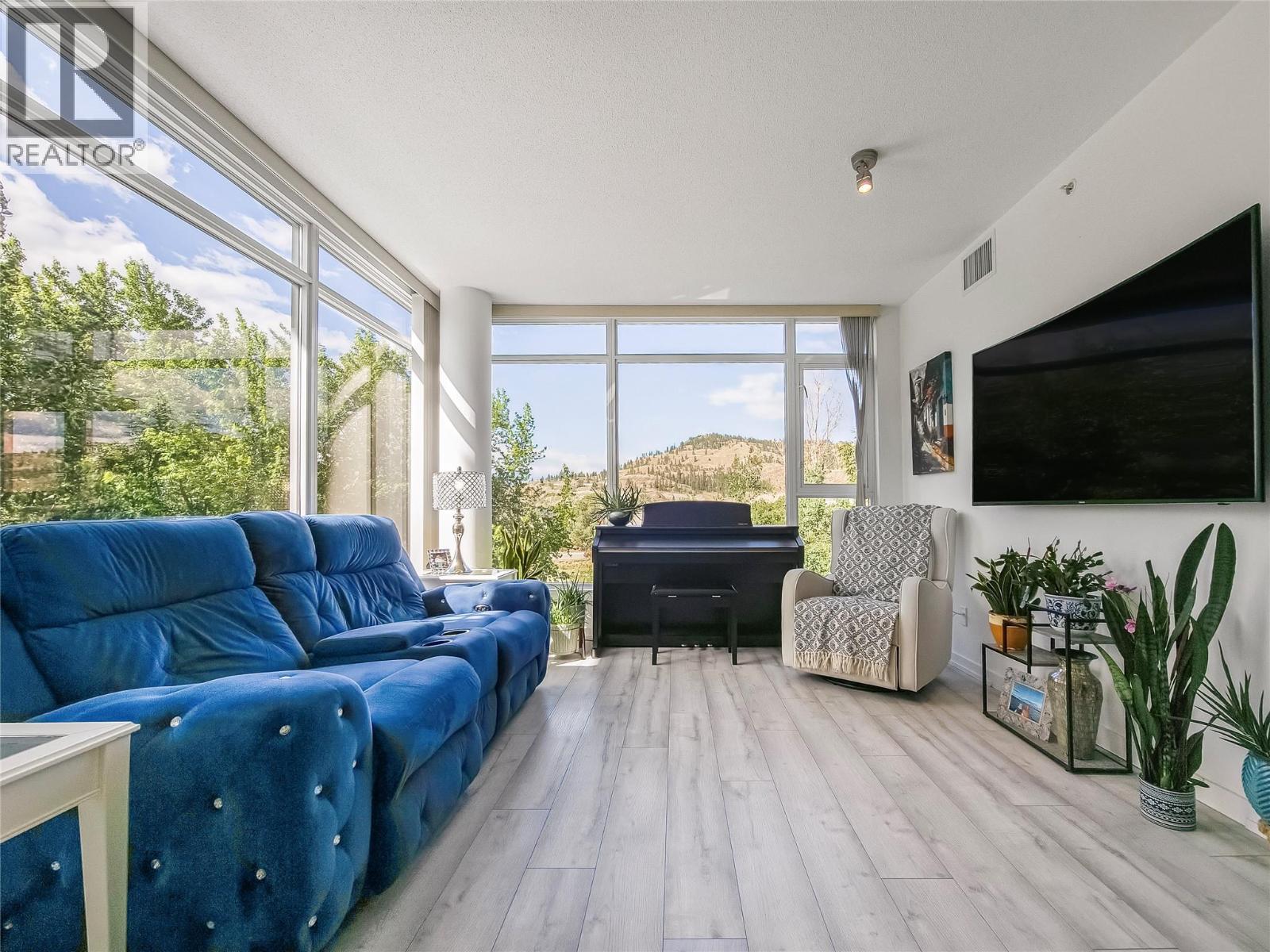 #401 1075 Sunset Drive - 17