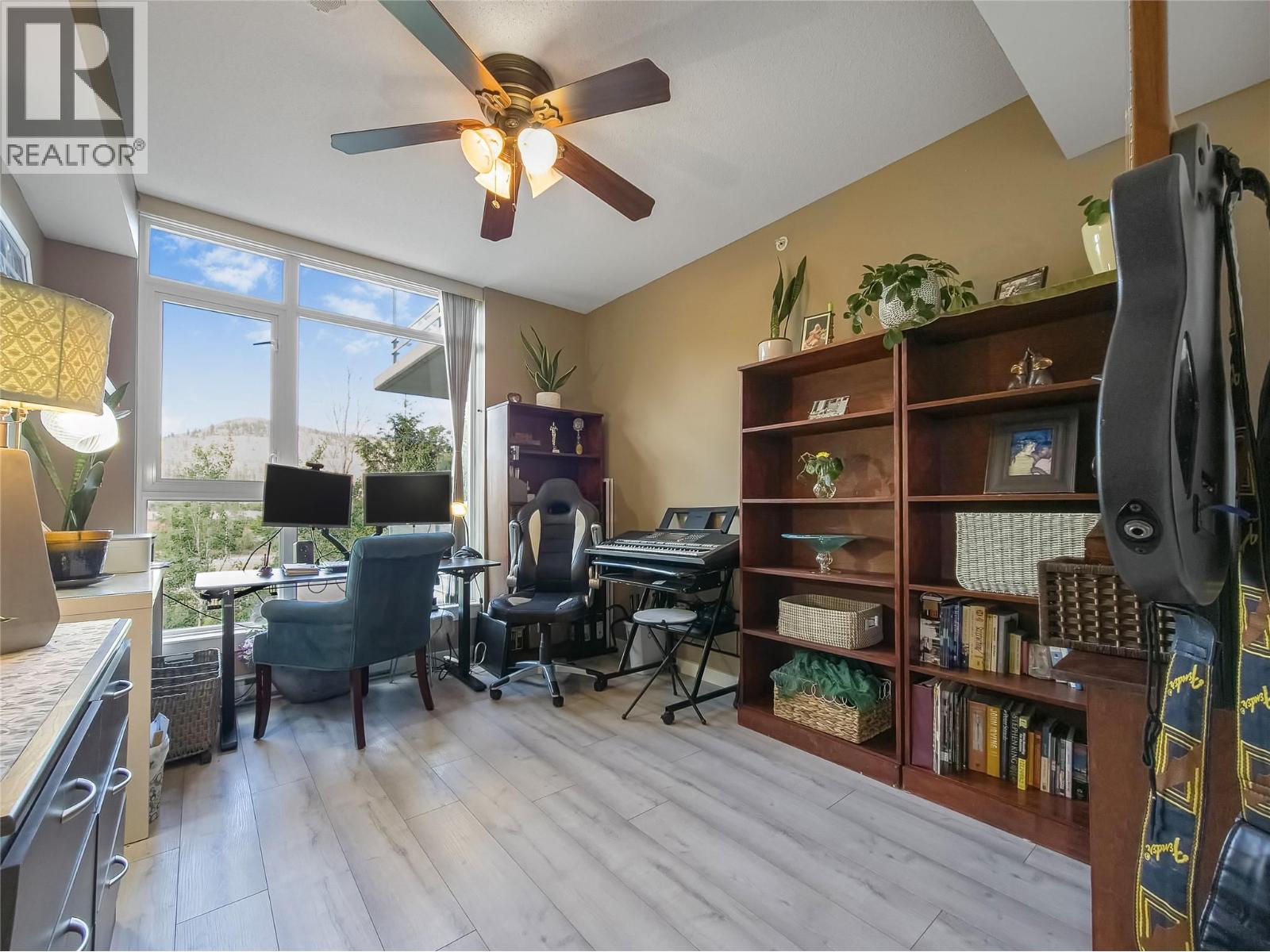#401 1075 Sunset Drive - 9
